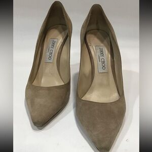 Women’s Jimmy Choo Light Tan Suede Pumps Heels Size 38.5